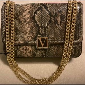 Victoria’s Secret brand new purse!